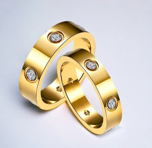 LUSSO™ Love Ring