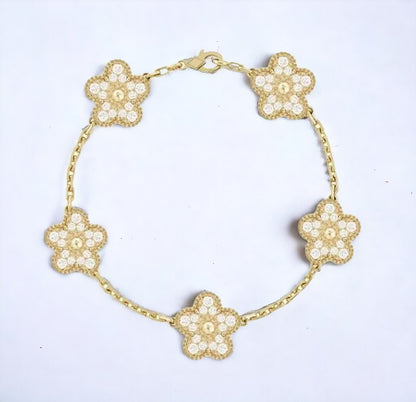 LUSSO™ Clover Bracelet